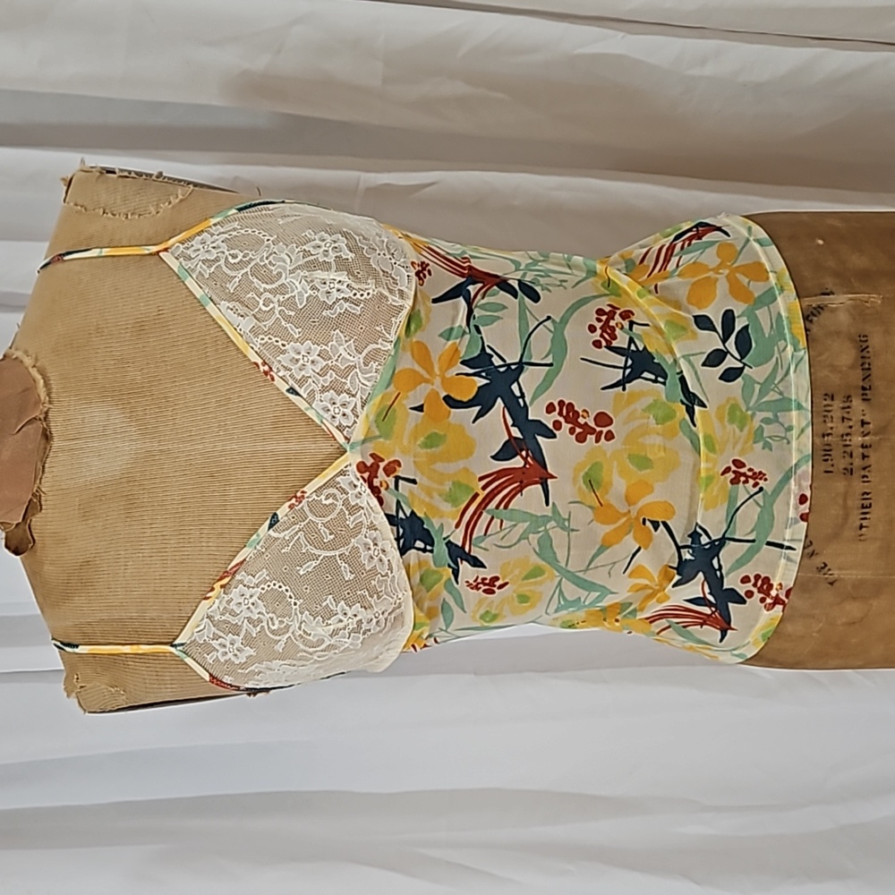 VTG CALVIN KLEIN floral, lacy camisole top... Whatever